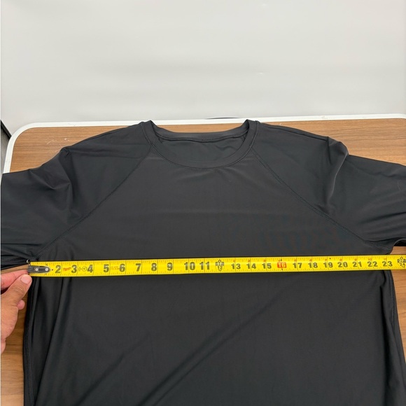 Lululemon Waterside Relaxed UVP Long Sleeve Black - Picture 7 of 7
